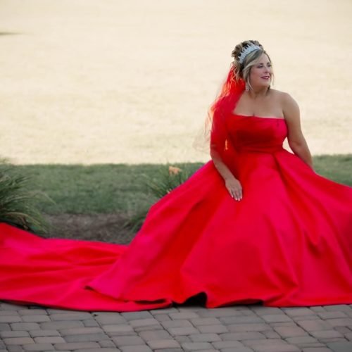 Bride red dress lanscape scene